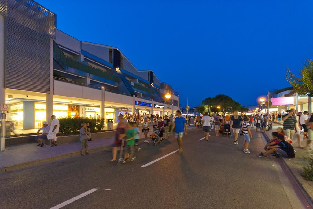 Appartamenti Sole Bibione Bagian luar foto
